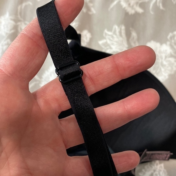 Victoria’s Secret No Wire T Shirt Lightly Lined Bra 36C EUC - Picture 9 of 9